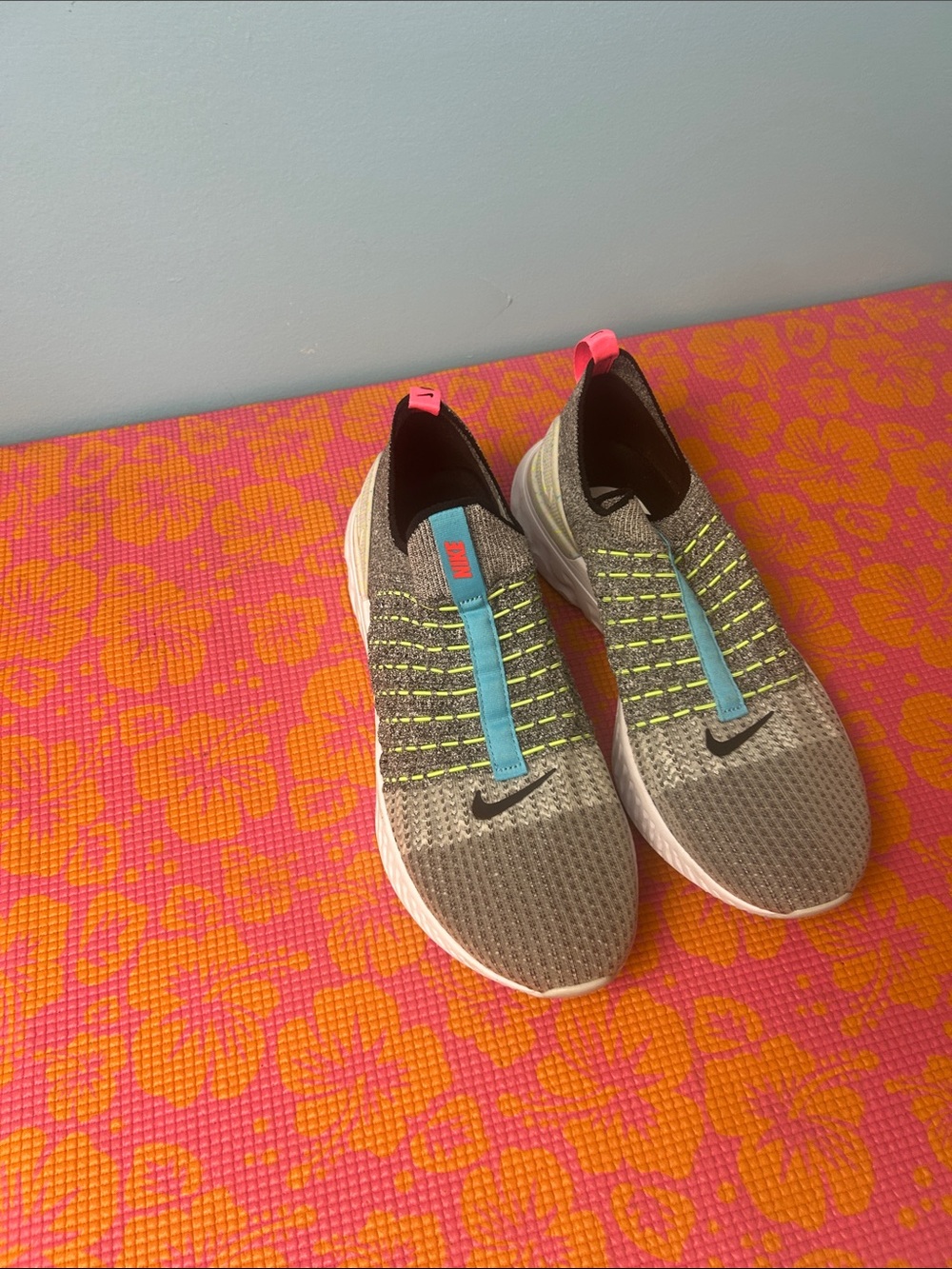 Nike React Phantom Run Flyknit 2